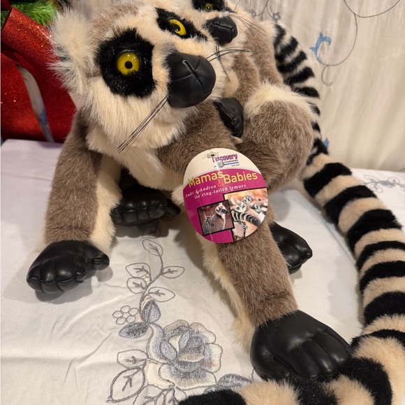 discovwry chanell Other - Lemur Stuffed Animal Toy